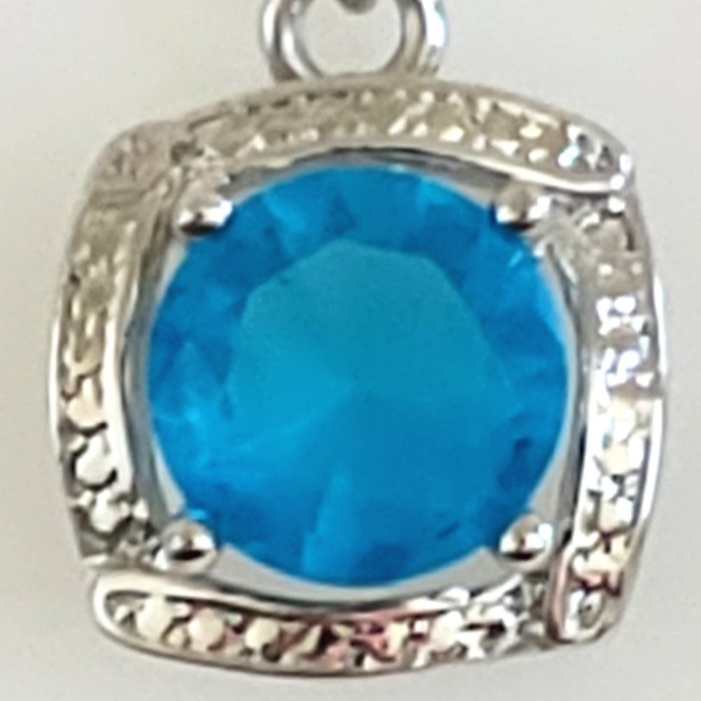 NWOT Blue Topaz earrings - Picture 5 of 6